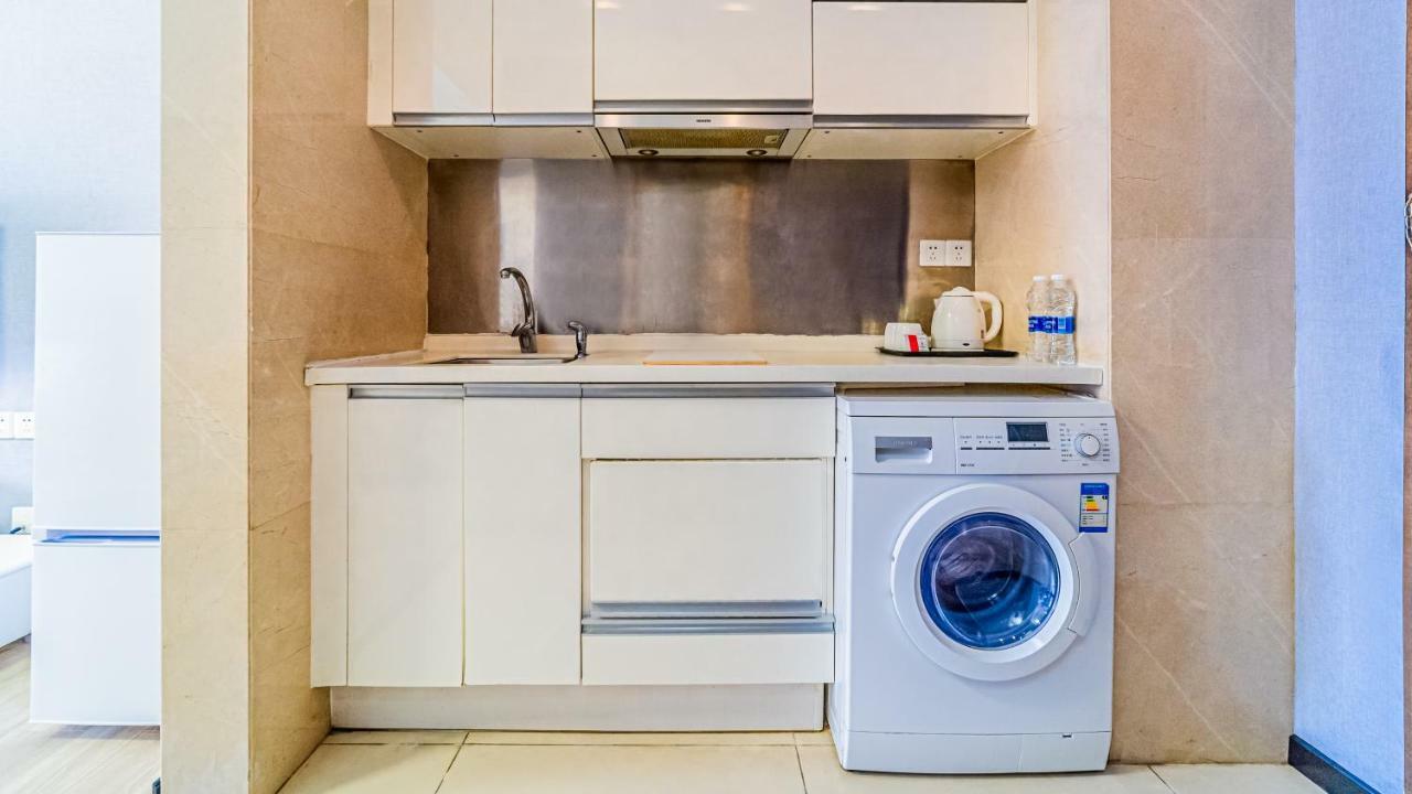 Central International Apartment Foshan Eksteriør billede